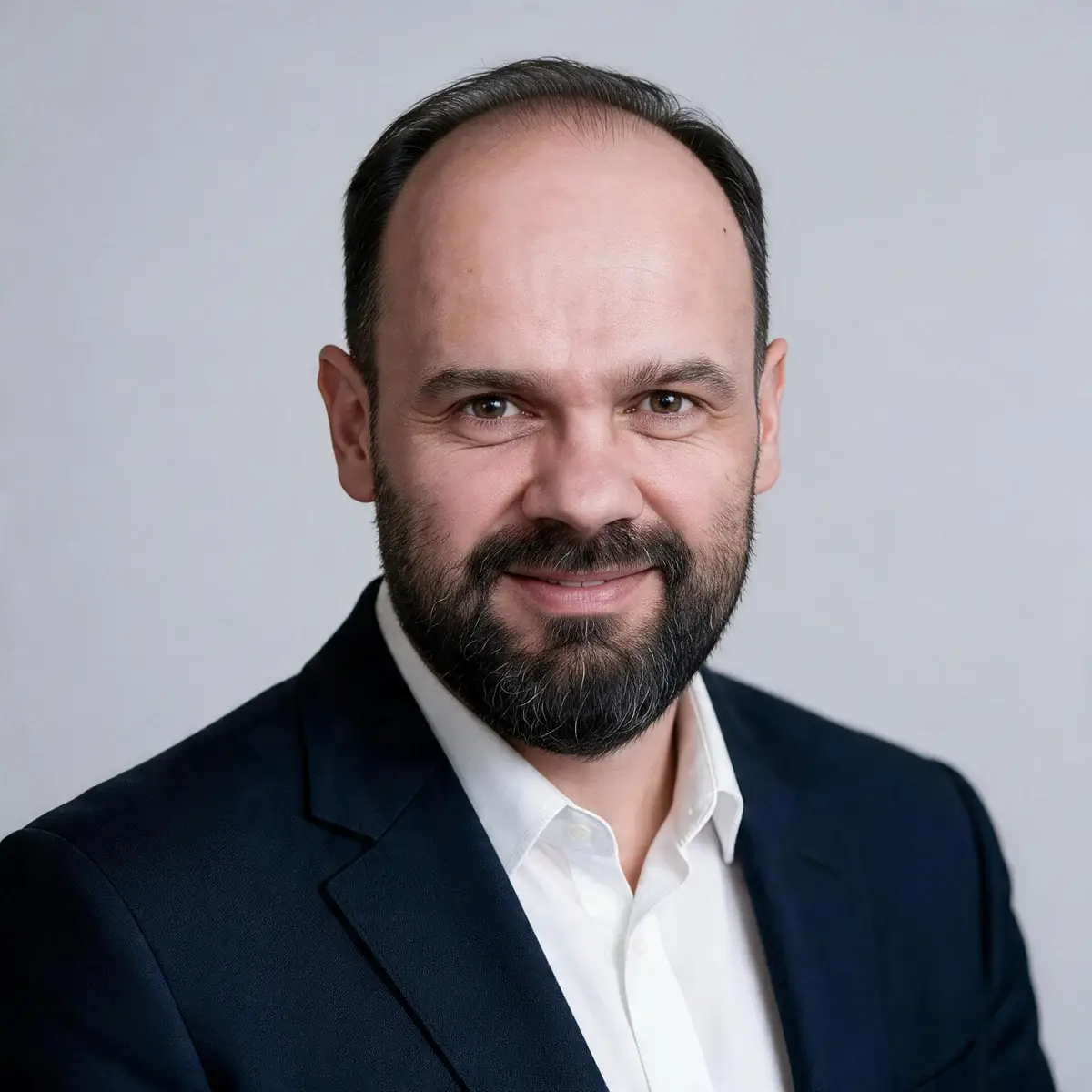 Adrian Tomoiagă, consultant CRM DealFlow